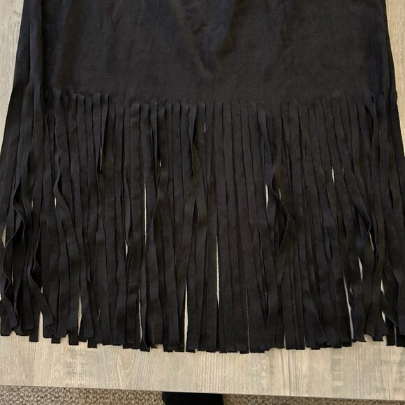 Romeo & Juliet Couture - Womens Fringe Skirt NWT, Size Medium - Picture 2 of 3
